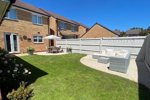 4 bedroom detached house for sale, Stunning, Immaculately Presented Home. Aluminium Close, Newport