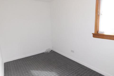 2 bedroom terraced house to rent, Maryfield Park, Mid Calder
