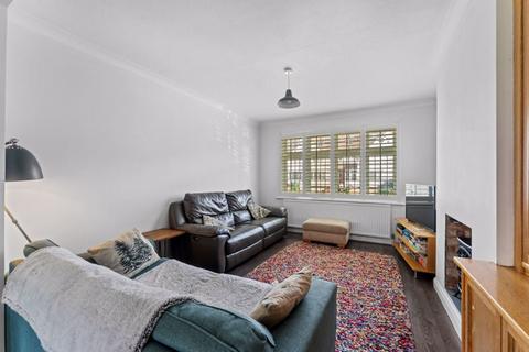 3 bedroom terraced house for sale, Caldbeck Avenue, Worcester Park