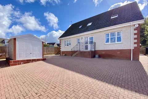 5 bedroom detached house for sale, Holmhead Road, Cumnock