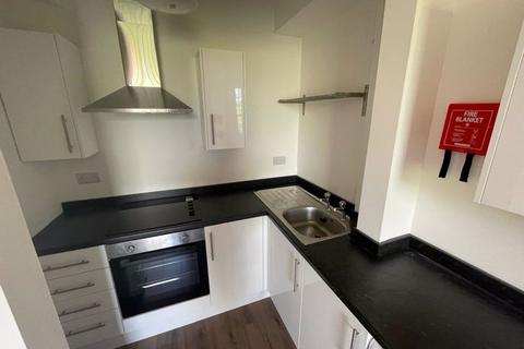 1 bedroom flat to rent, Claremont Gardens, Fern Avenue, Carrington, Nottingham, NG5 1BE