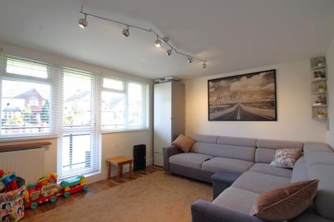 1 bedroom apartment to rent, Marsh Road, Pinner
