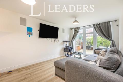 2 bedroom flat to rent, London Road, Sevenoaks, TN13