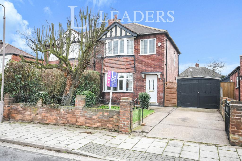 Titchfield Avenue, Mansfield Woodhouse 3 bed semidetached house £850 pcm (£196 pw)