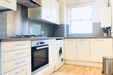 1 bedroom property to rent, Viceroy Court, Dingwall Road, Croydon, CR0