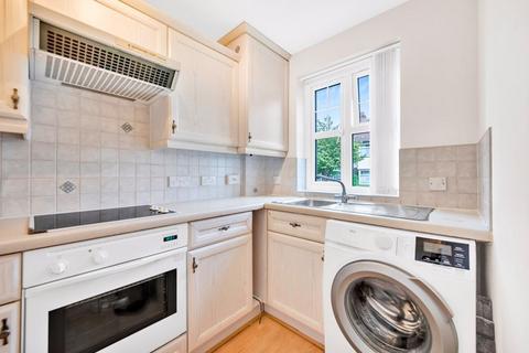 2 bedroom semi-detached house for sale, Woldham Road, Bromley
