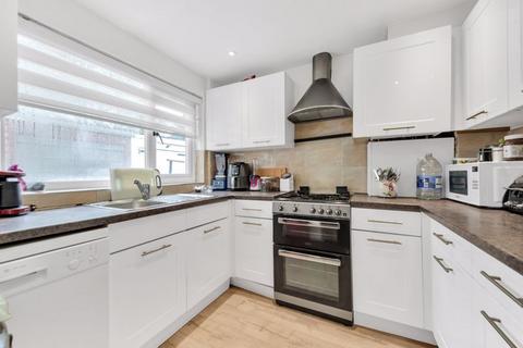 3 bedroom semi-detached house for sale, Homesdale Road, Bromley