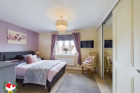 2 bedroom end of terrace house for sale, Oldfield Road, Brockworth, Gloucester, GL3 4RY