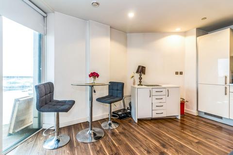 Studio to rent, The Heart, MediaCityUK, Salford Quays, M50