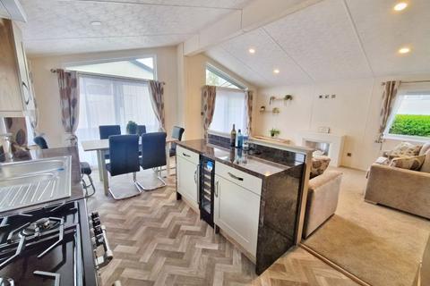 2 bedroom park home for sale, Swindon Lane, Cheltenham GL50