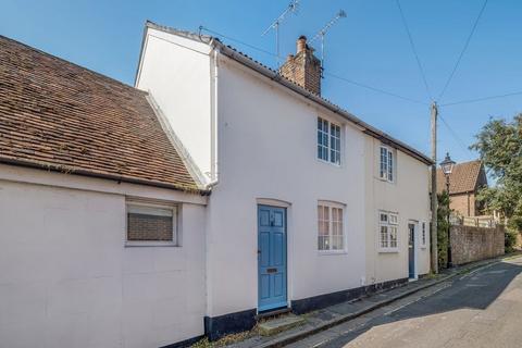 2 bedroom house to rent, Hyde, Central Winchester