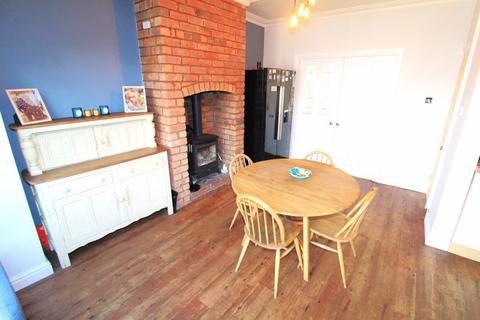 3 bedroom terraced house for sale, Tipton Street, Sedgley DY3