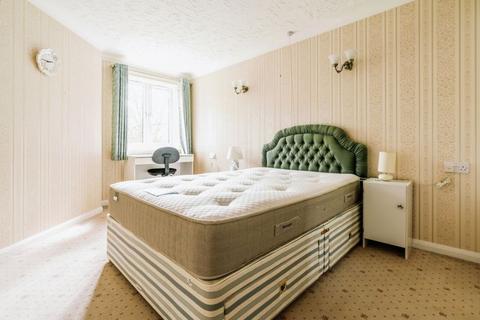 1 bedroom flat for sale, Church Street, St Neots PE19