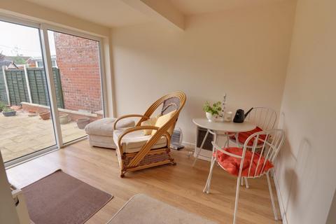 66 Templars Way, Penkridge, Stafford, ST19 5HR