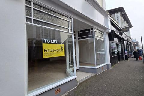 Retail property (high street) to rent, Newton Abbot TQ12