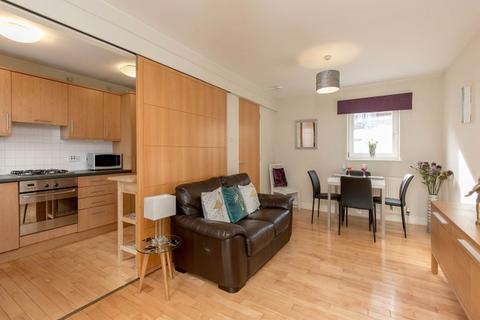 2 bedroom flat to rent, Dublin Street Lane North, City Centre, Edinburgh