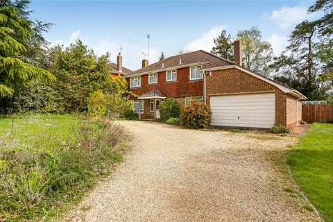 4 bedroom detached house for sale, Dale Close, Littleton, Winchester, Hampshire, SO22