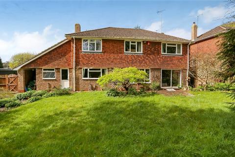 4 Dale Close, Littleton, Winchester, SO22 6RA