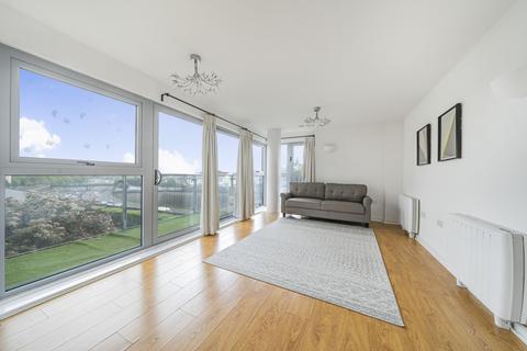 2 bedroom apartment for sale, Blackberry Court, Queen Mary Avenue, Woodford, E18