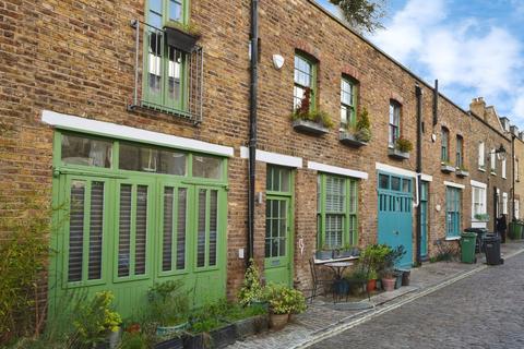 3 bedroom mews for sale, Railey Mews, London NW5