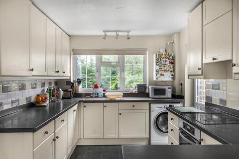4 bedroom detached house for sale, Dale Wood Road, Orpington, Kent, BR6 0BY