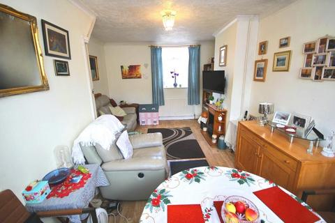 8 Fulwood Avenue, Wembley, HA0 1LT