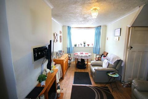 8 Fulwood Avenue, Wembley, HA0 1LT