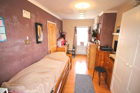 8 Fulwood Avenue, Wembley, HA0 1LT