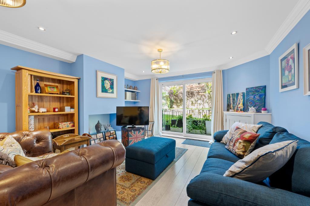 Worple Road, Wimbledon, SW19 4JH 2 bed flat - £690,000
