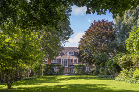 6 bedroom detached house to rent, Greenaway Gardens, Hampstead, London, NW3