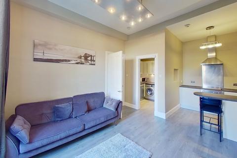 1 bedroom flat to rent, Robertson Avenue, Edinburgh, EH11