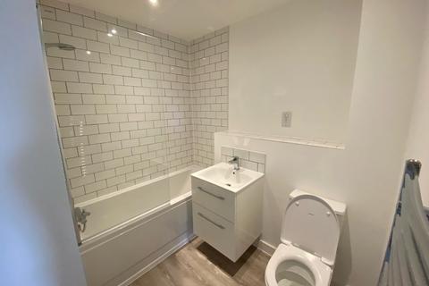 2 bedroom flat to rent, Strutt House, 1 Erasmus Drive, Derby, Derbyshire, DE1