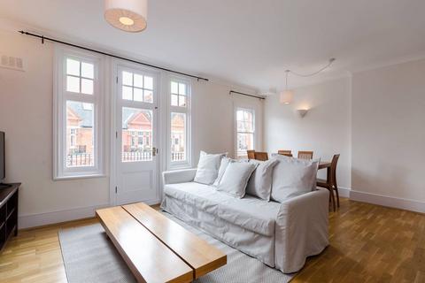 2 bedroom maisonette to rent, Castletown Road, Barons Court, London, W14