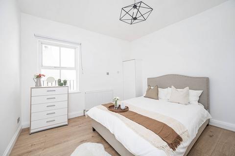 2 bedroom flat for sale, Sylvester Path, Hackney, London, E8