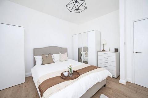 2 bedroom flat for sale, Sylvester Path, Hackney, London, E8