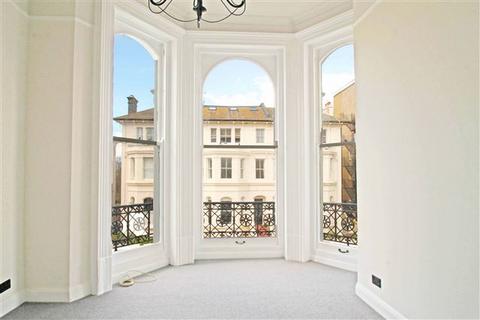 1 bedroom flat for sale, St Aubyns, Hove