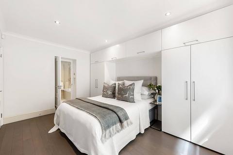 3 bedroom flat to rent, Chepstow Villas, Notting Hill, London, W11