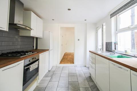 192 Dalmally Road, Croydon, CR0 6LX