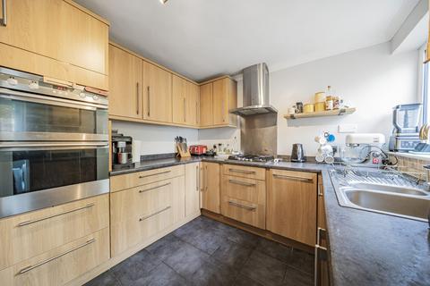 8 Kingsway, Caversham, Reading, RG4 6RA