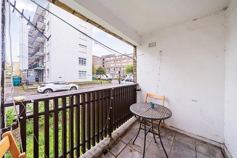 1 bedroom apartment for sale, Scott Lidgett Crescent, London