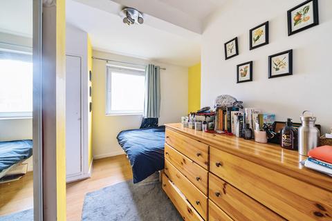 1 bedroom apartment for sale, Scott Lidgett Crescent, London