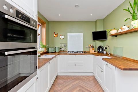 94 Dean Park, Newtongrange, Dalkeith, EH22 4LN