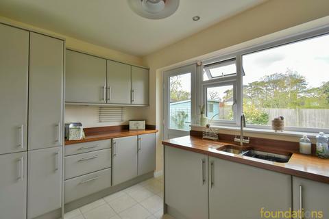 2 bedroom detached bungalow for sale, The Fairway, Bexhill-on-Sea, TN39