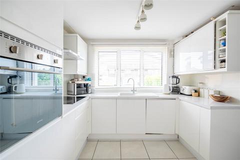 21 Brampton Rise, Dunstable, LU6 3BY
