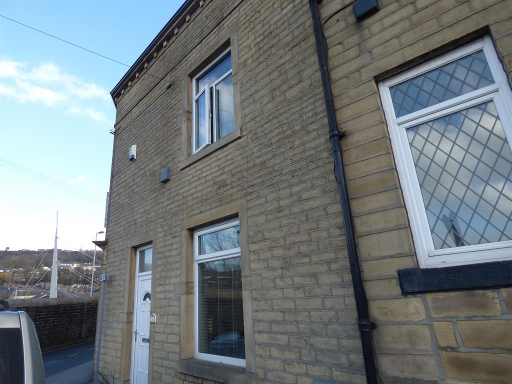 Dubb Lane, Bingley 2 bed terraced house - £700 pcm (£162 pw)