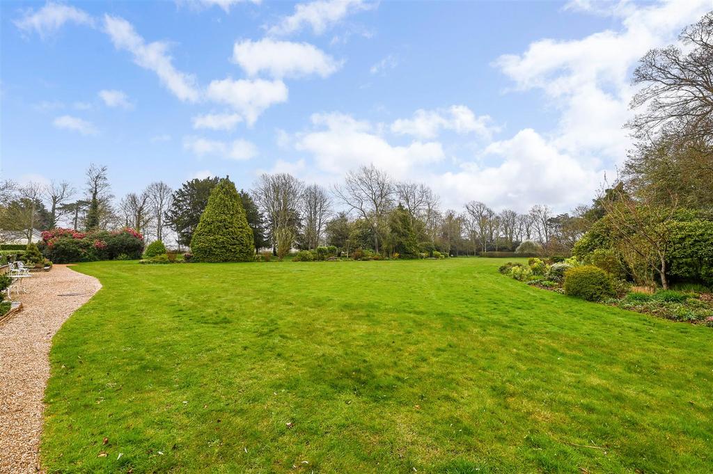 Communal Grounds