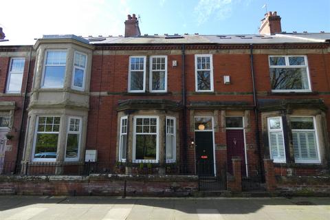 3 bedroom terraced house for sale, Park Avenue, North Shields
