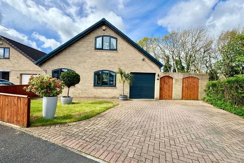 4 bedroom detached house for sale, Marlborough Road, Marton