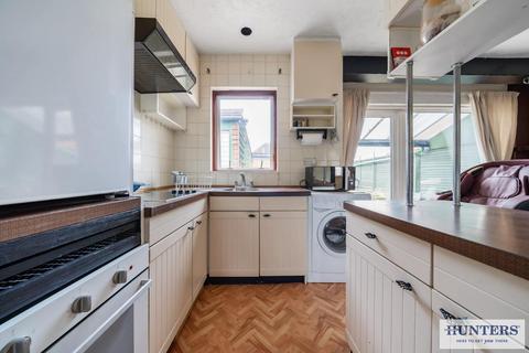 83 Edison Road, Welling, DA16 3NF