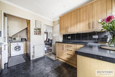 15 Randolph Close, Bexleyheath, DA7 6HY